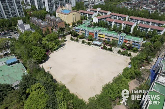 성남시 분당구 서현동 양영초교 전경