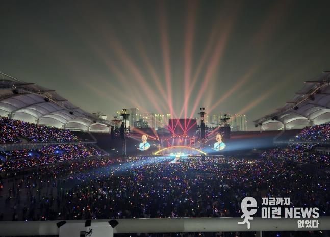 고양종합운동장에서 열린 콜드플레이 내한공연(사진 제공=라이브네이션코리아)