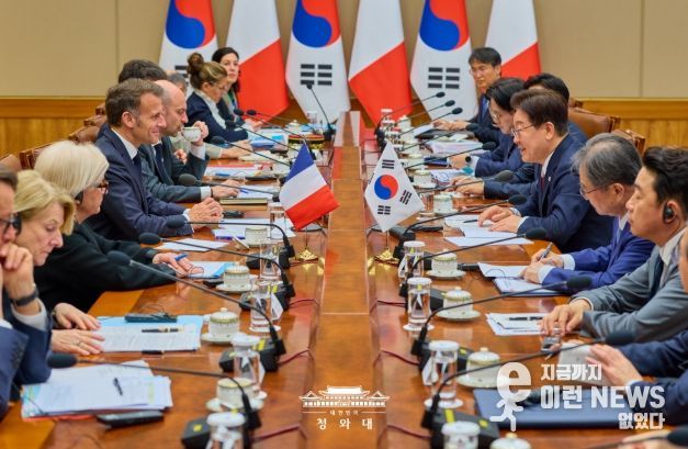한·프랑스 정상회담 확대회담(청와대)