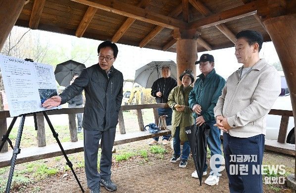 의정부시는 4월 10일 부용터널 및 장암 파크골프장 일대를 방문해 조성 현황과 보행환경 개선 사항을 점검하고 있다.
